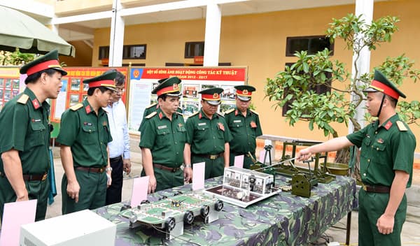 Khai mạc hội thi kỹ thuật Tăng - Thiết giáp toàn quân năm 2017 tại Lữ đoàn 144