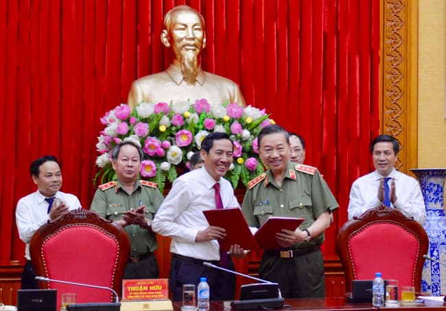 Bộ Công an và Báo Nhân dân tổng kết 5 năm thực hiện Chương trình phối hợp tuyên truyền