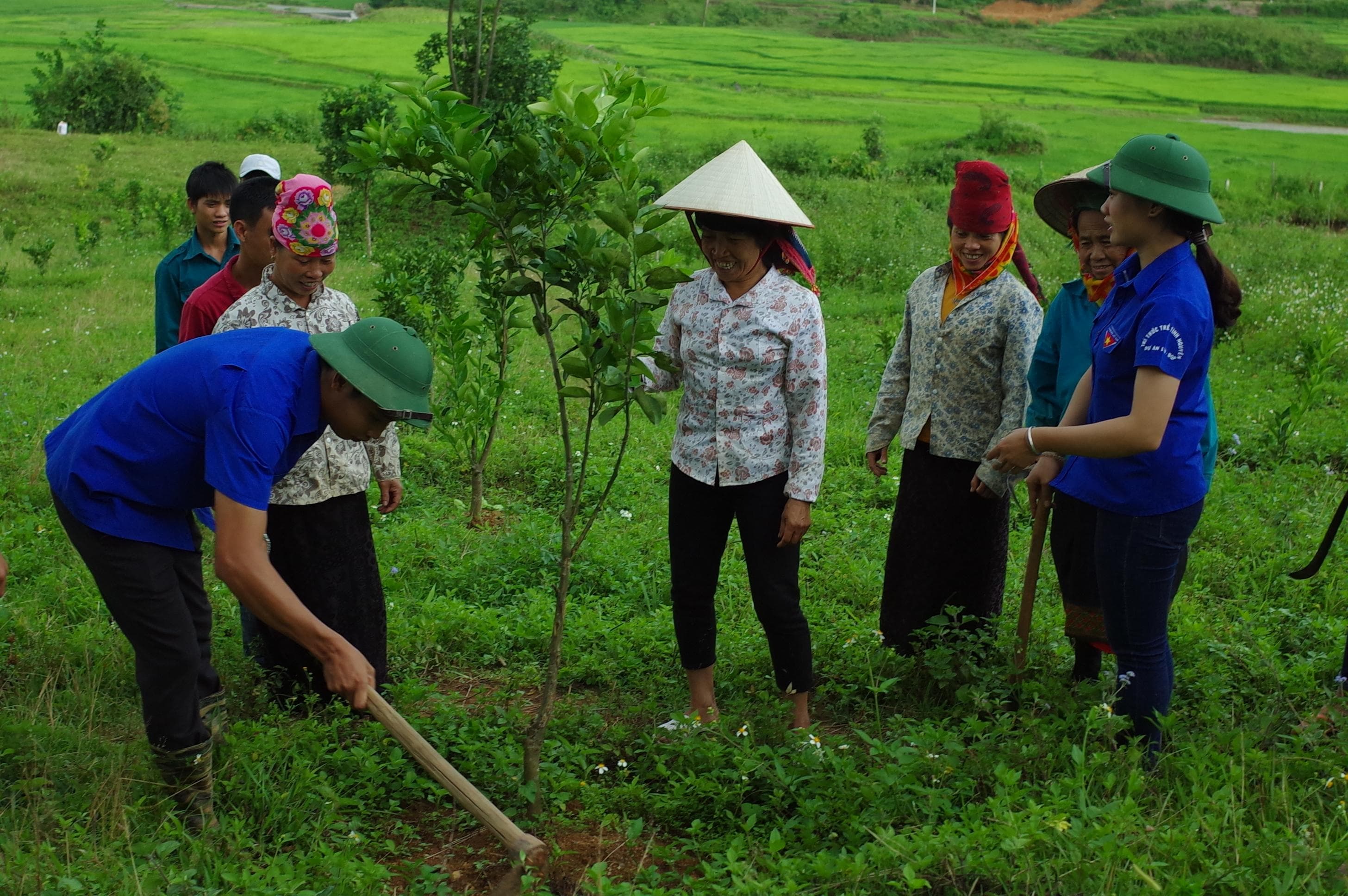 “Đổi đời” nhờ học bộ đội sản xuất