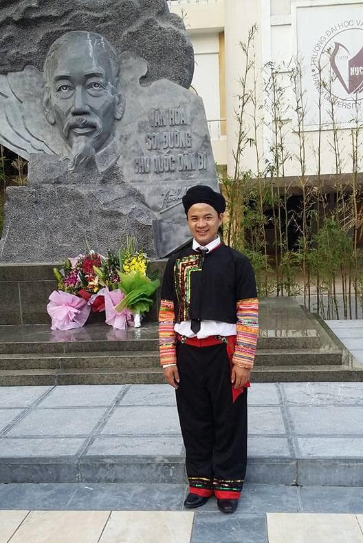 Chàng trai Hà Nhì vượt khó, học giỏi