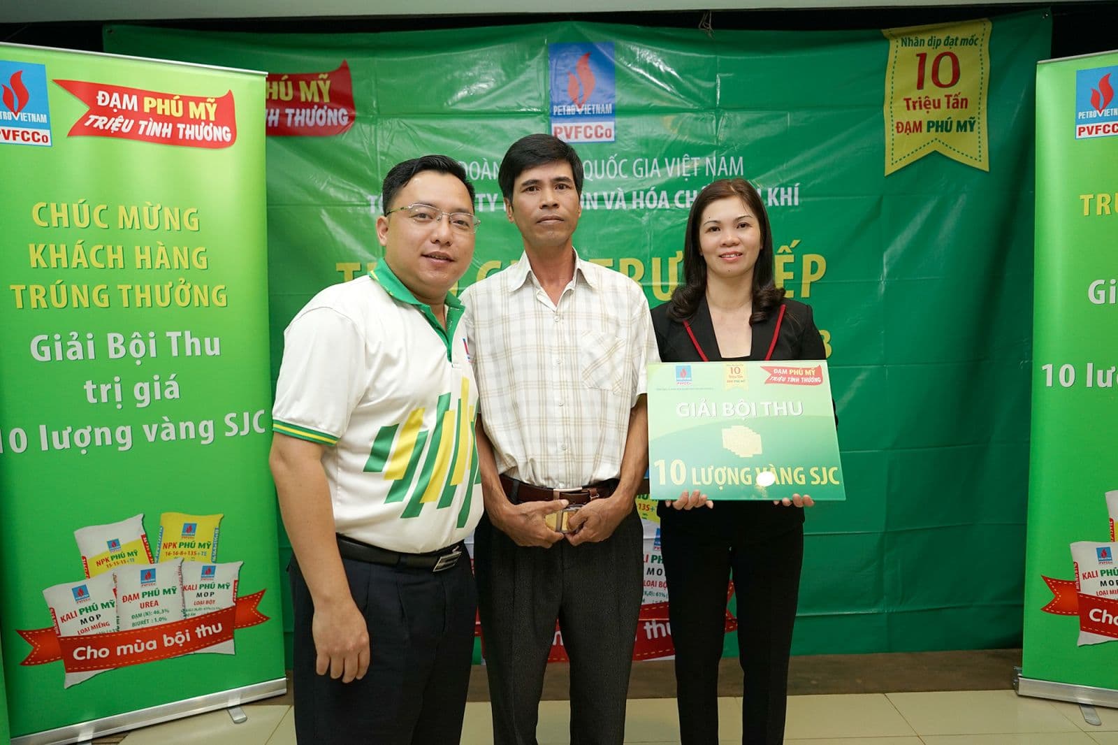 PVFCCo trao thưởng hơn 9 tỷ đồng cho khách hàng