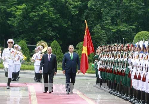 Thủ tướng Hungary kết thúc chuyến thăm chính thức Việt Nam