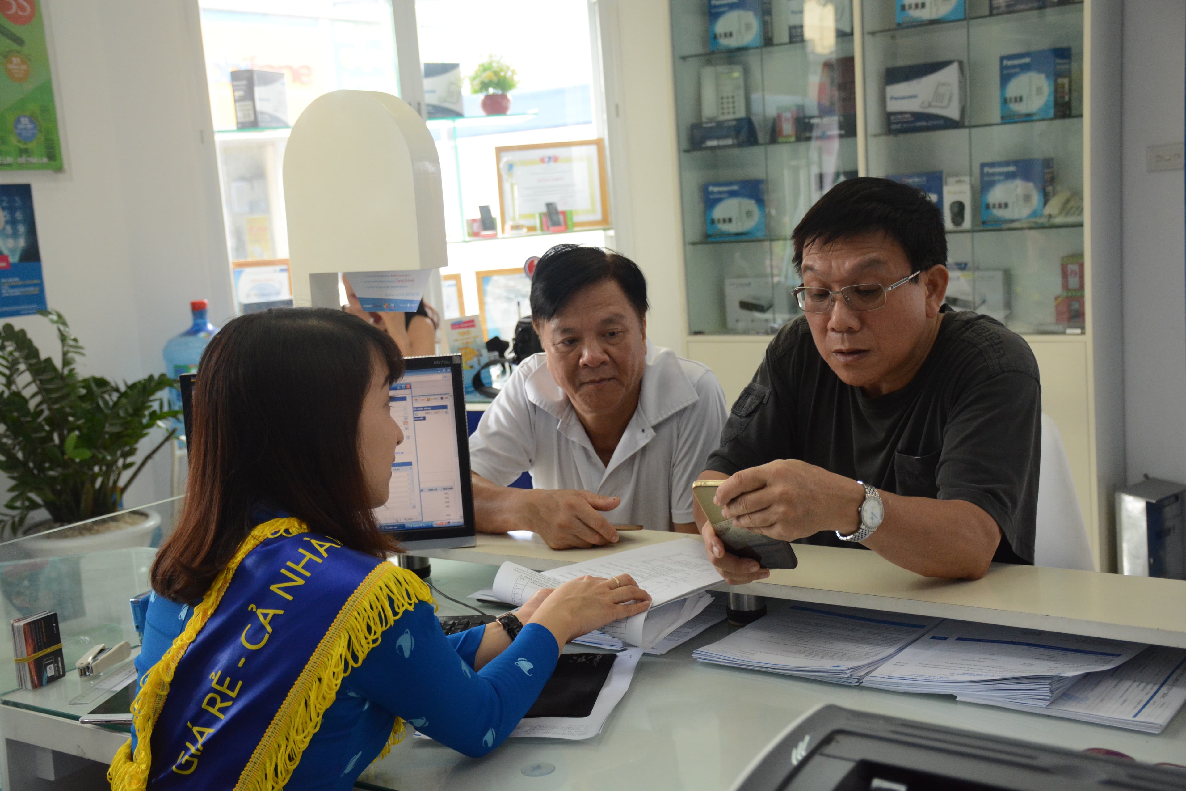 Giảm 99,7% cước dữ liệu chuyển vùng quốc tế tại 6 nước châu Á