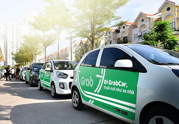 Cần cái nhìn khách quan về xe hợp đồng điện tử