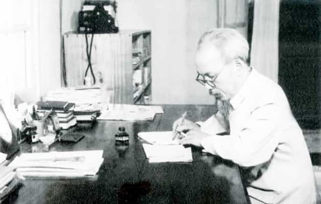 “Vấn đề cán bộ quyết định mọi việc”