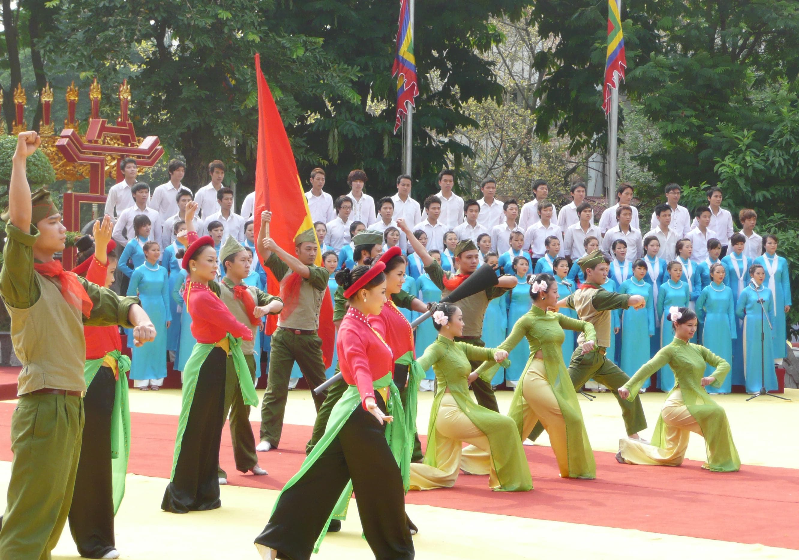 Sự tiếp nối văn minh người Tràng An