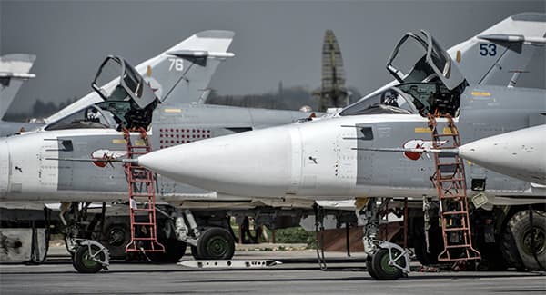 Máy bay Su-24 của Không quân Nga gặp nạn ở Syria, 2 phi công tử nạn