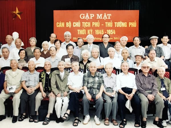 Nhớ mãi lần được gặp Bác Hồ trước khi về Hà Nội