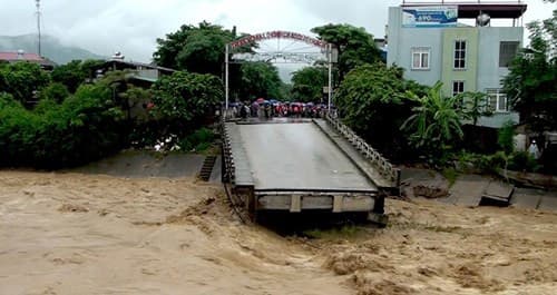 Dự báo có thể vượt lũ lịch sử 30-40 năm trước