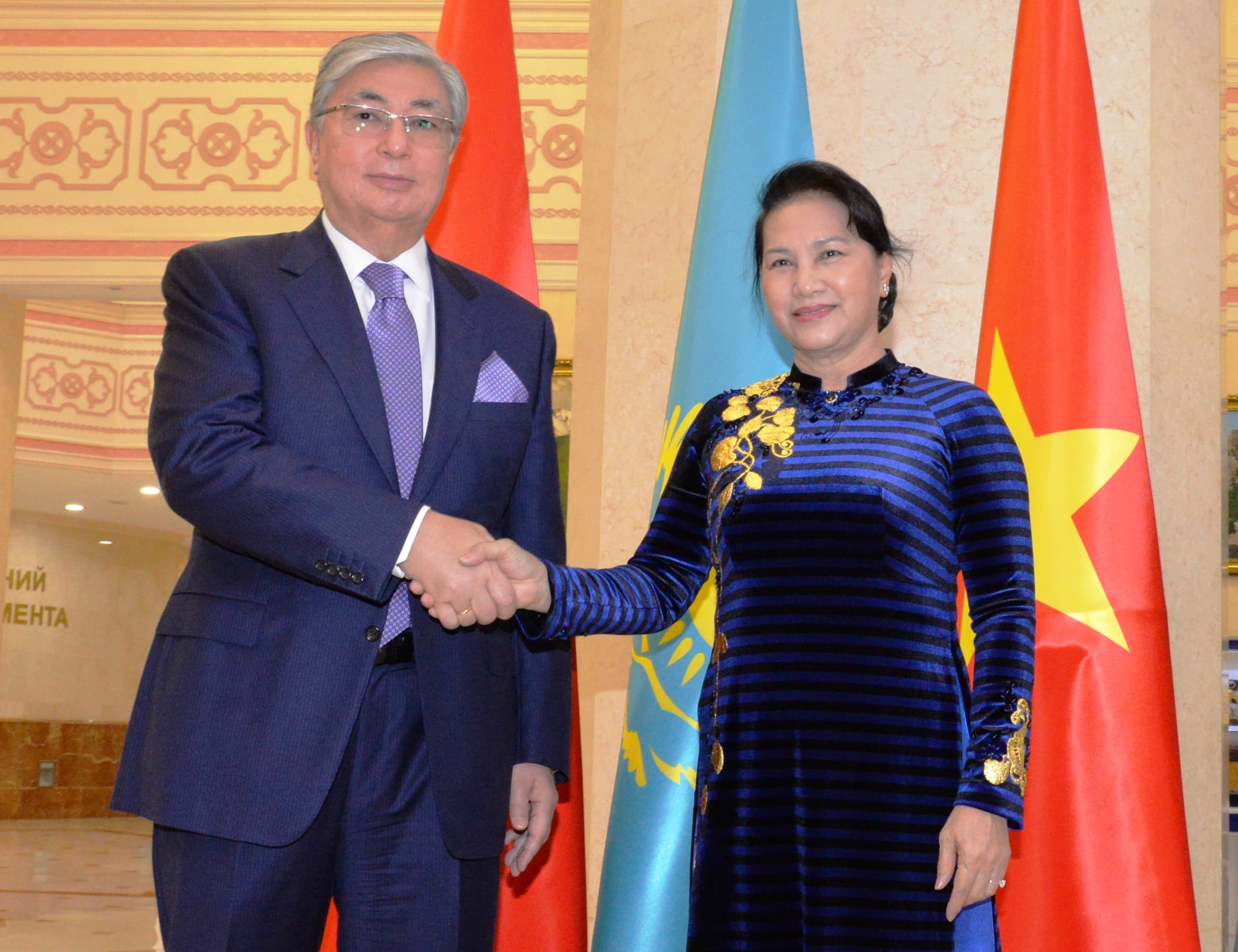 Chủ tịch Quốc hội Nguyễn Thị Kim Ngân hội kiến Chủ tịch Thượng viện Kazakhstan