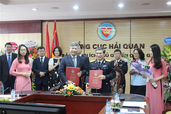 Hợp tác thu ngân sách nhà nước giữa Tổng cục Hải quan với các ngân hàng TMCP