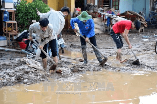 Chú trọng xử lý môi trường, tránh bùng phát dịch bệnh sau mưa lũ