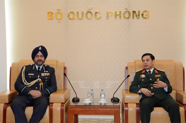 Không quân Việt Nam và Ấn Độ tăng cường hợp tác