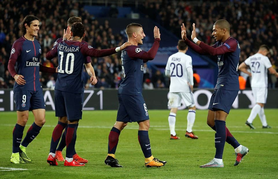 PSG và Bayern Munich sớm giành vé vào vòng 1/8