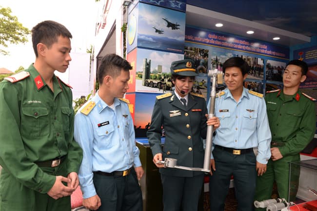 Để tuổi trẻ Quân đội không bỏ lỡ “chuyến tàu” cách mạng công nghiệp 4.0