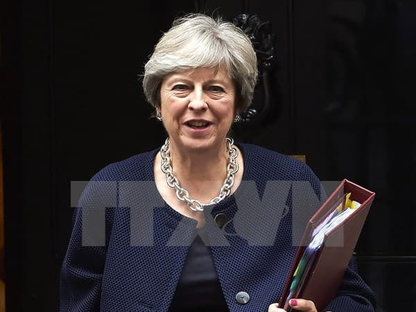 Vấn đề Brexit: Thủ tướng Anh đưa ra thông điệp cứng rắn về việc rời EU
