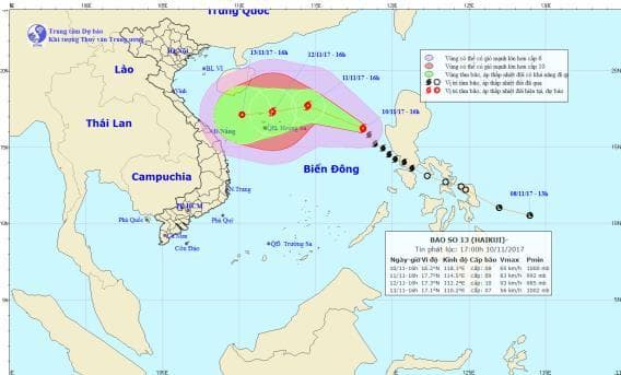 Tiếp tục khắc phục hậu quả bão số 12, sẵn sàng ứng phó bão số 13