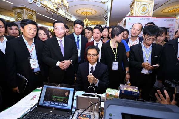Khai mạc Ngày hội khởi nghiệp đổi mới sáng tạo quốc gia 2017