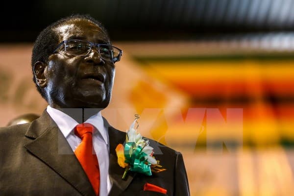 Binh sĩ quân đội chiếm giữ trụ sở đài truyền hình quốc gia Zimbabwe