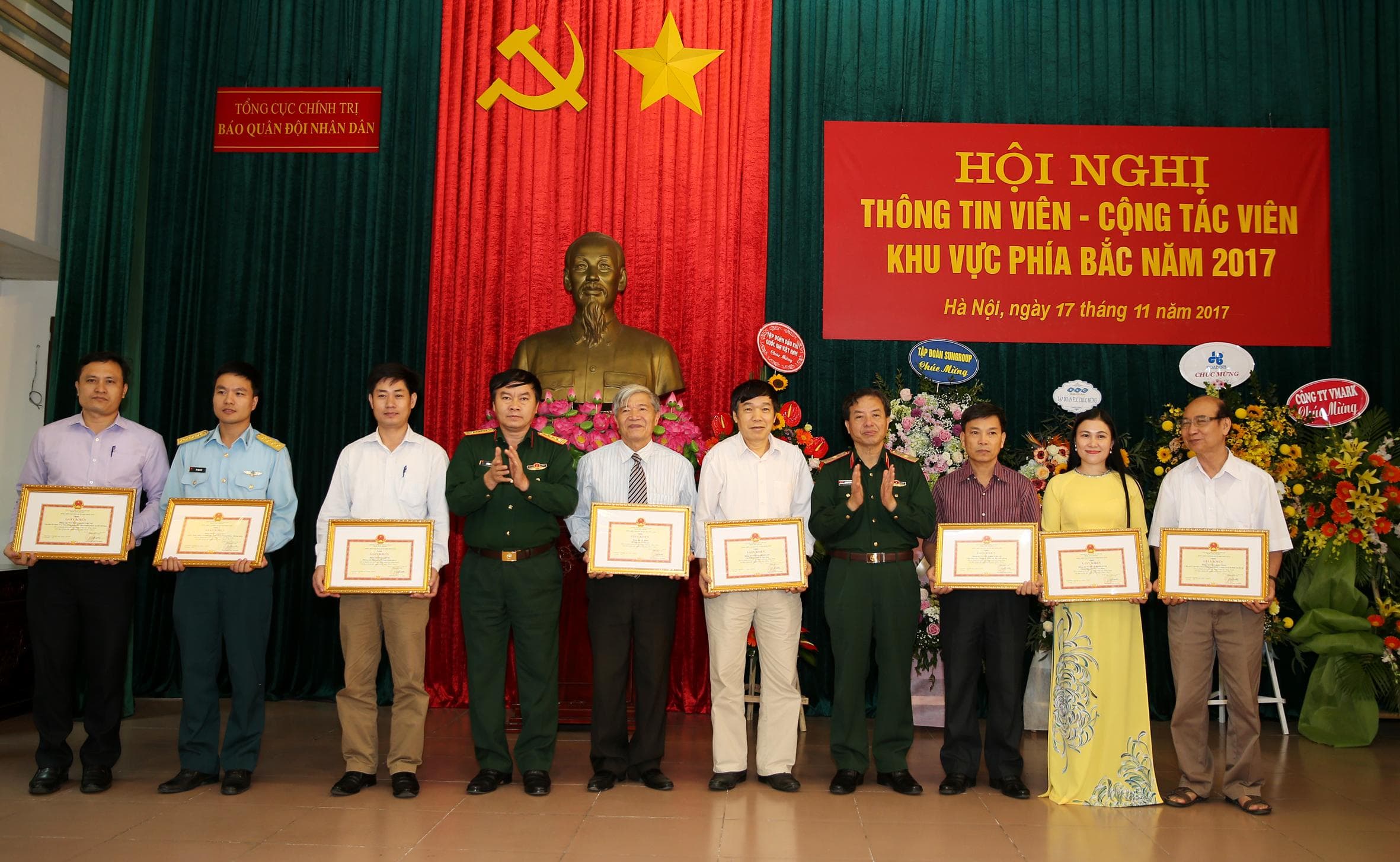 Những ý kiến chân thành xây dựng tờ báo chiến sĩ