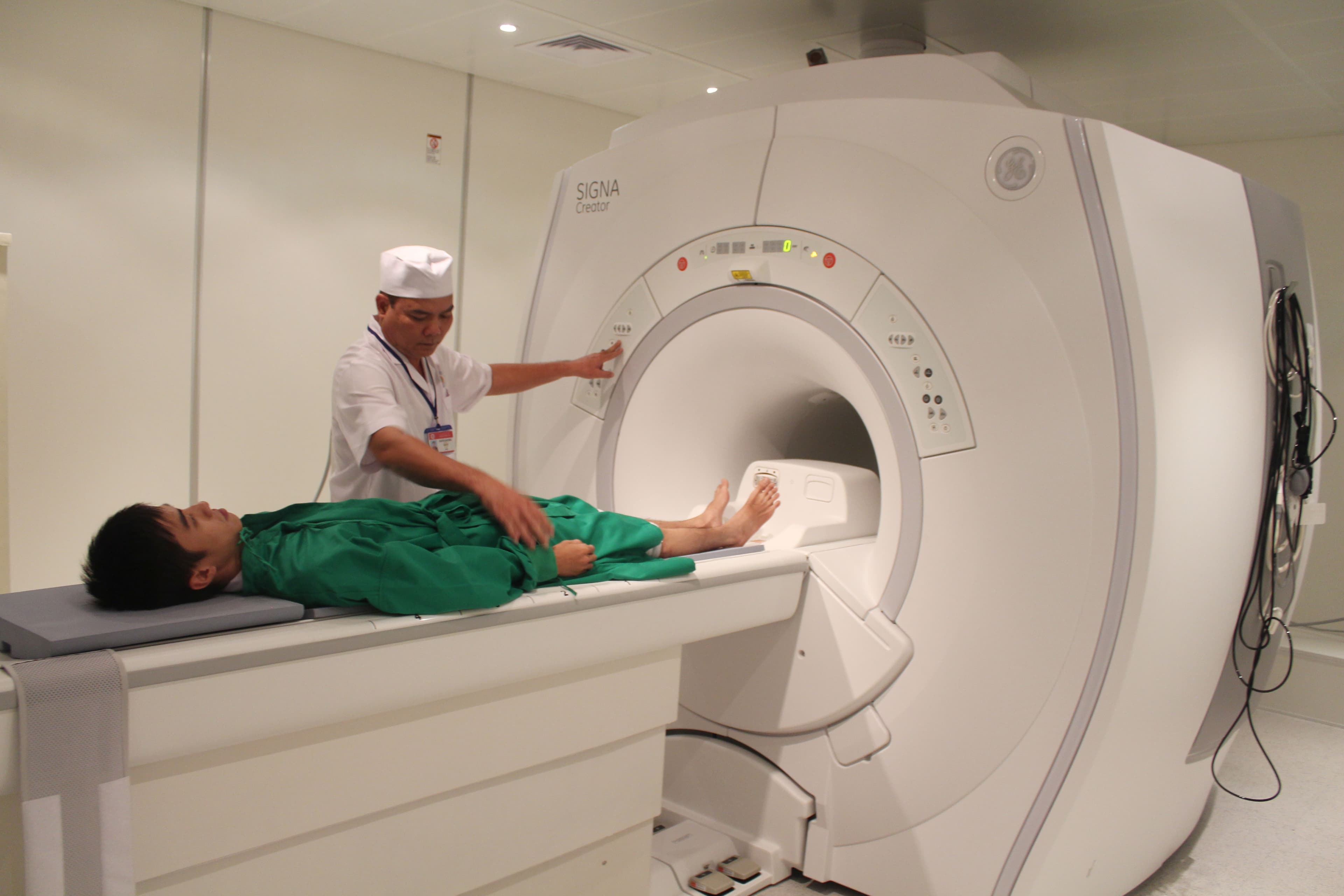 Bệnh viện Quân y 120 đưa vào sử dụng “Hệ thống chụp cộng hưởng từ MRI -1.5 Tesla”