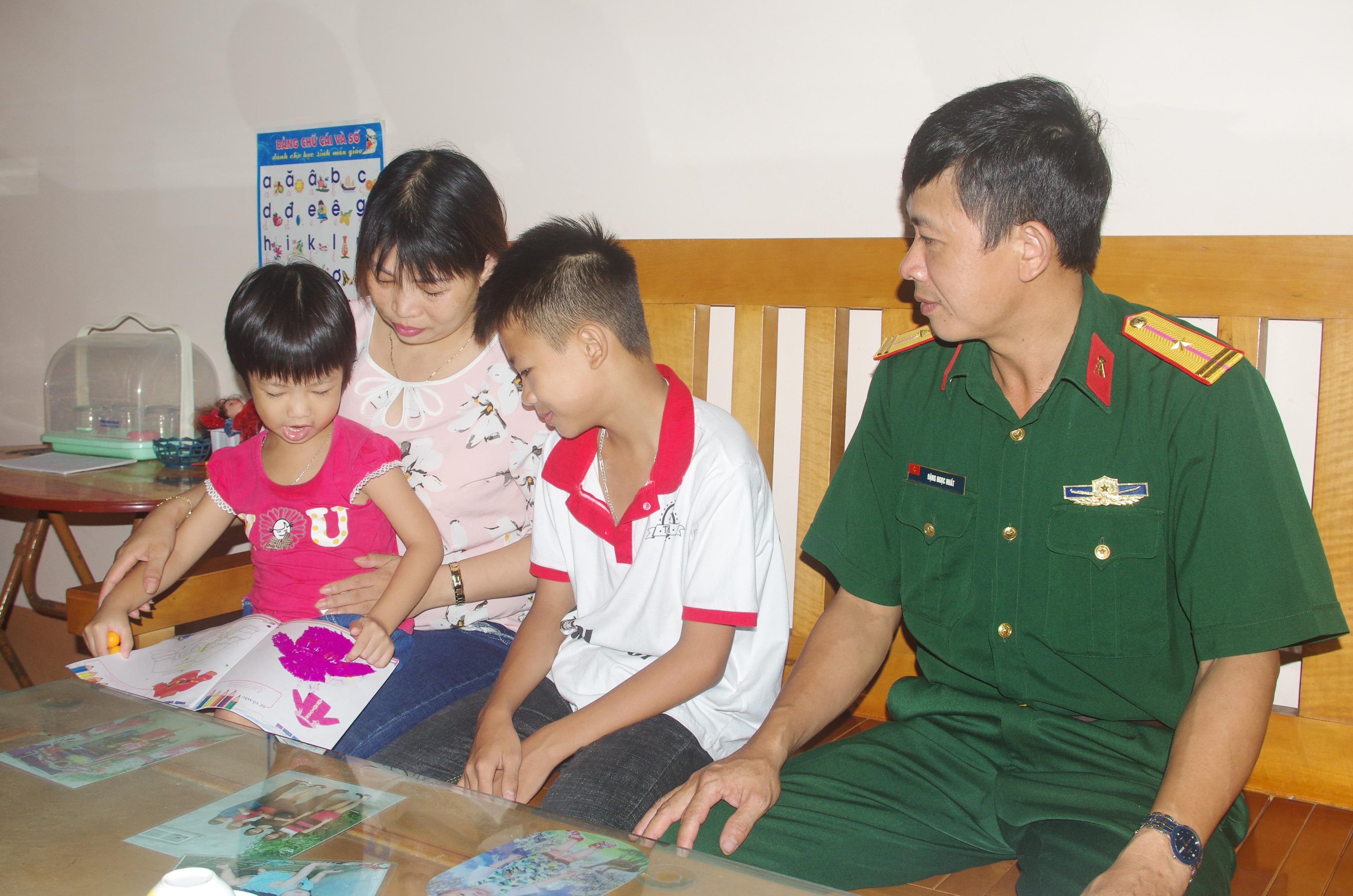Mái ấm nhà công vụ
