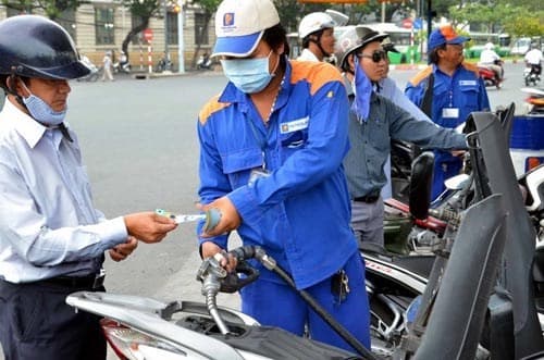 Giá xăng dầu tăng mạnh