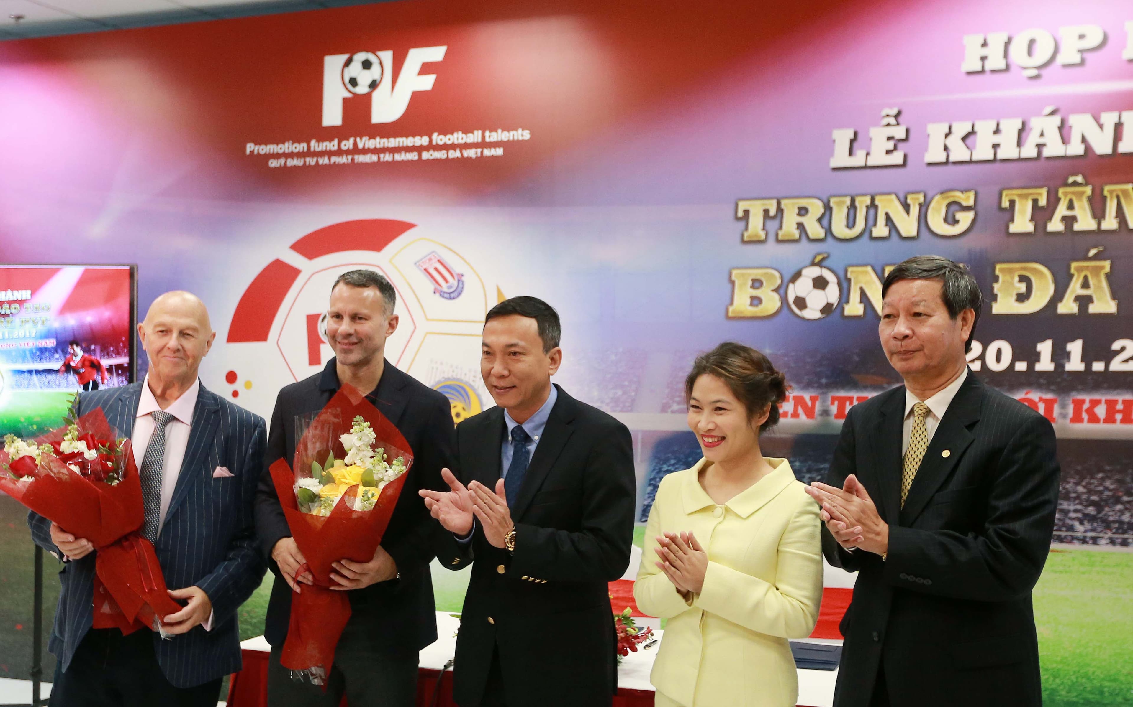 Ryan Giggs làm Giám đốc Trung tâm đào tạo bóng đá trẻ PVF
