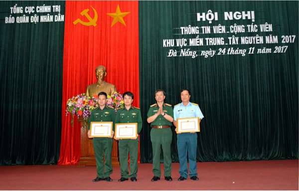Nhiều ý kiến tâm huyết xây dựng Báo Quân đội nhân dân