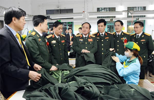 Tích cực chống rét, bảo vệ sức khỏe bộ đội