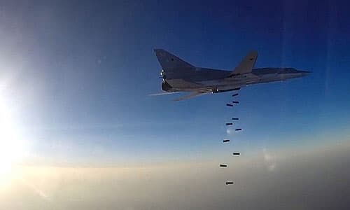 Không quân Nga không kích IS ở miền Đông Syria