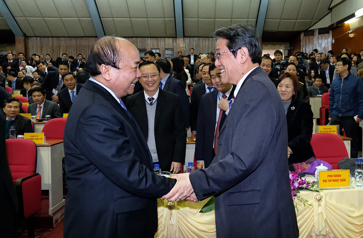 Thủ tướng Nguyễn Xuân Phúc: Hà Giang cần “xắn tay áo” cùng doanh nghiệp
