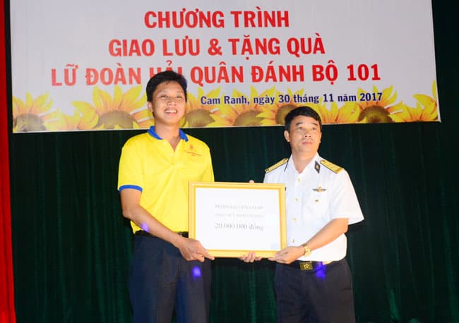 “Tuổi trẻ Saigon Co.op vì biển đảo quê hương”