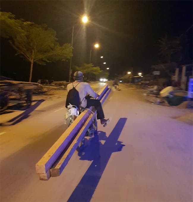 Rừng phòng hộ ở Khánh Hòa đang bị tàn phá