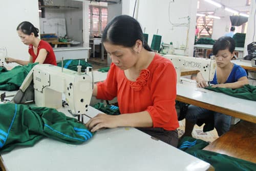Tạo việc làm cho người khuyết tật: Không dễ nhưng phải làm