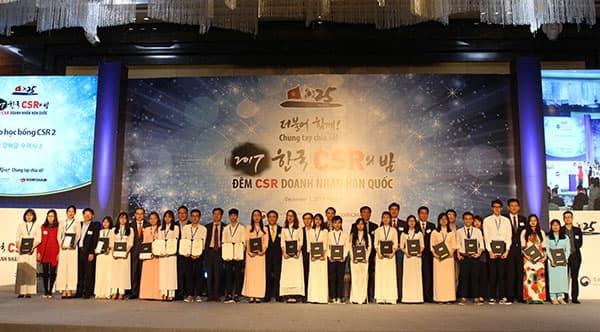 Hiệp hội doanh nhân Hàn Quốc trao học bổng cho sinh viên Việt Nam