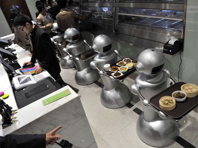 Robot làm gia tăng nạn thất nghiệp trong tương lai