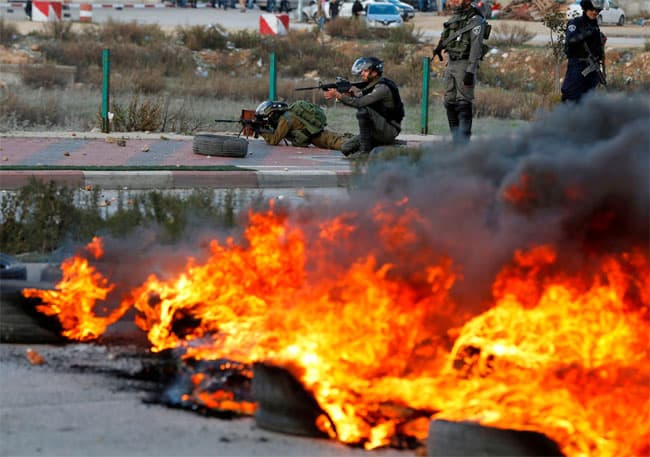 Quân đội Israel đụng độ với người biểu tình Palestine, 50 người bị thương
