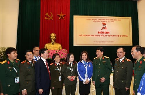 Tuổi trẻ Việt Nam xung kích xây dựng và bảo vệ Tổ quốc