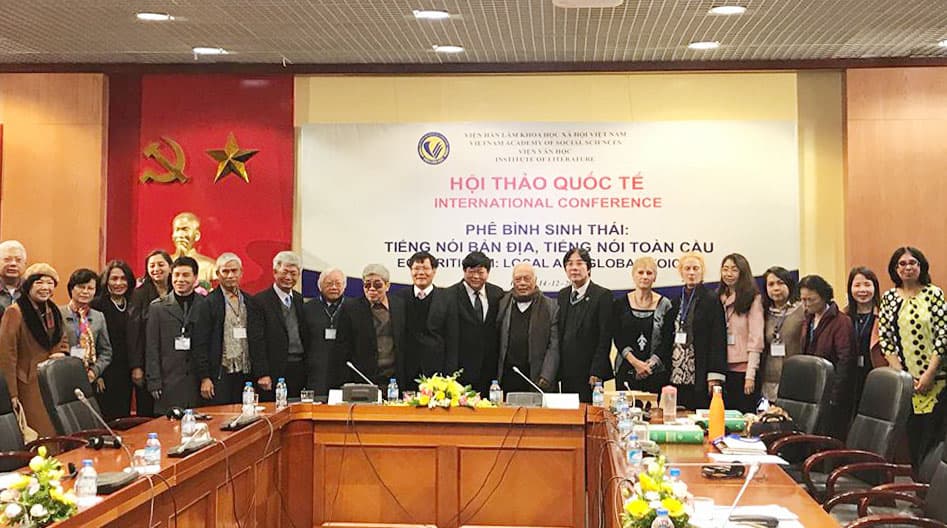 Hơn 100 tham luận tại Hội thảo về phê bình sinh thái