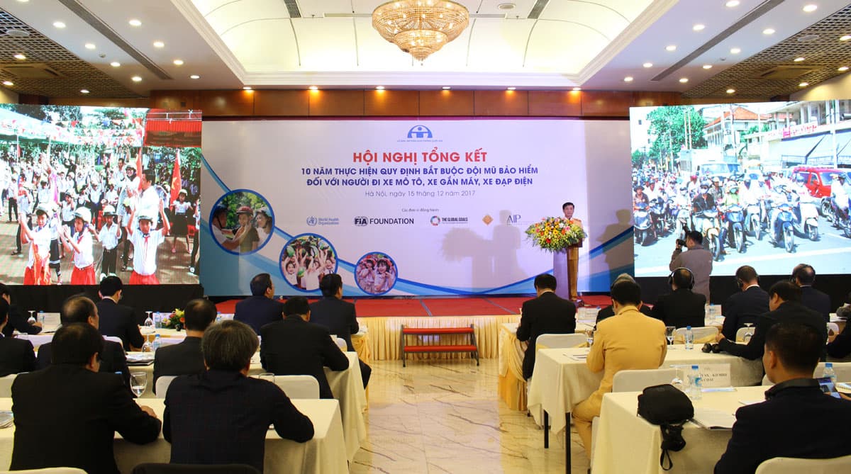 Hơn 90% người dân chấp hành đội mũ bảo hiểm khi tham gia giao thông
