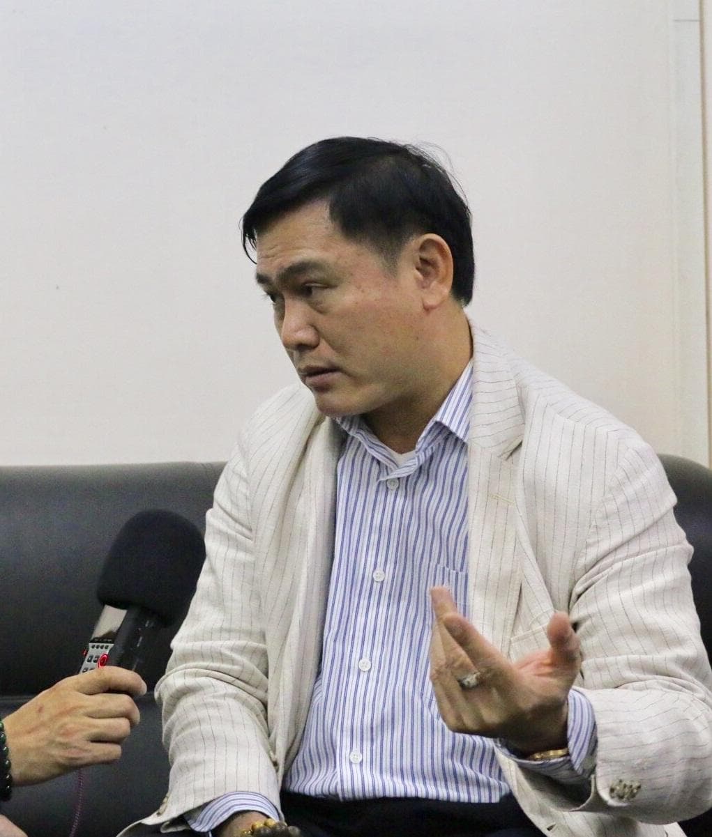 Chủ tịch VPF Trần Anh Tú: “Tôi là người 3 trong 1”