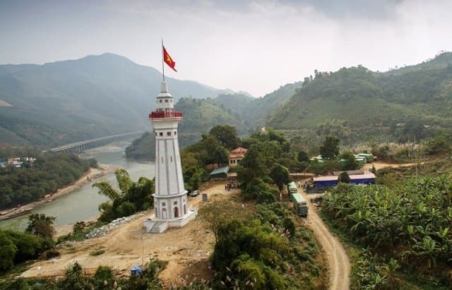 Khánh thành Cột cờ biên giới Lũng Pô
