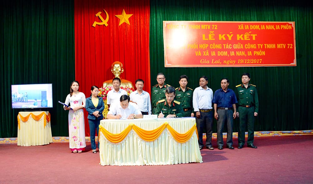 Công ty 72 ký kết hợp tác với 3 xã biên giới