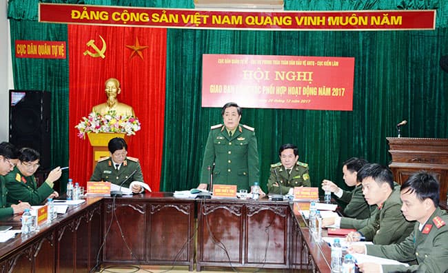 Nâng cao hiệu quả phối hợp hoạt động giữa dân quân tự vệ  với các lực lượng