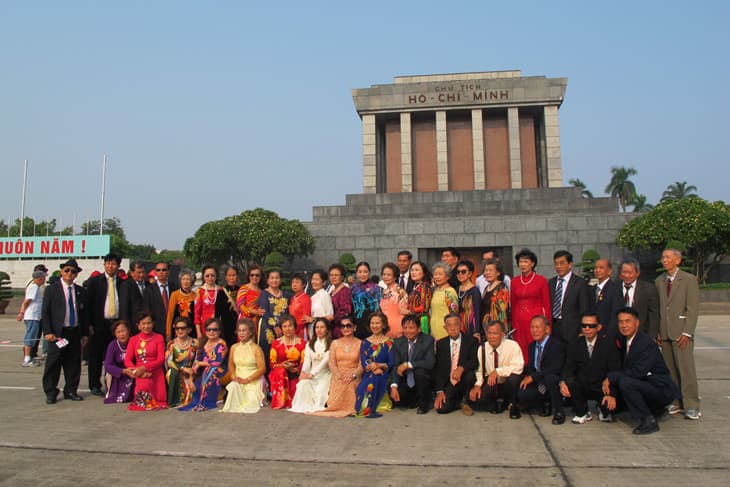 CHUNG MỘT CỘI NGUỒN