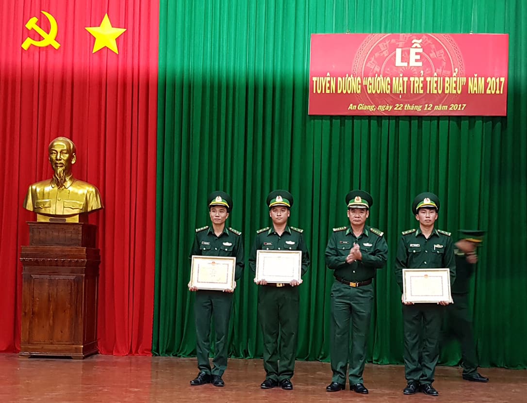 Tuyên dương “Gương mặt trẻ tiêu biểu” năm 2017