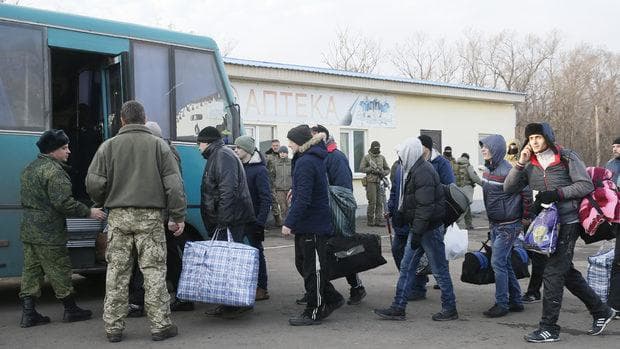 Cuộc trao đổi tù binh lớn nhất ở Ukraine