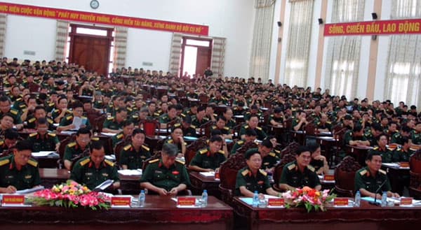 Các đơn vị tổ chức Hội nghị quân chính năm 2017, triển khai nhiệm vụ 2018