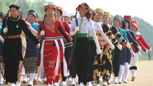 Bình đẳng giữa các dân tộc - Biểu hiện cụ thể của quyền con người ở Việt Nam